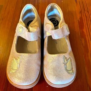 Livia and Luca size 2 Gold Mary Jane Shoes